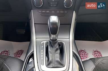 Внедорожник / Кроссовер Ford Edge 2017 в 