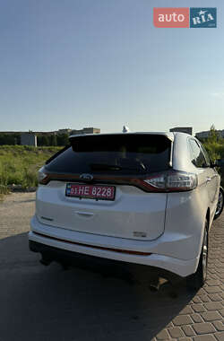 Внедорожник / Кроссовер Ford Edge 2017 в 