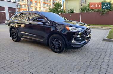Внедорожник / Кроссовер Ford Edge 2021 в 