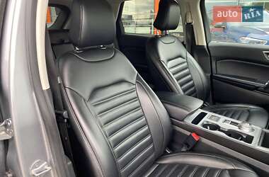 Внедорожник / Кроссовер Ford Edge 2022 в 