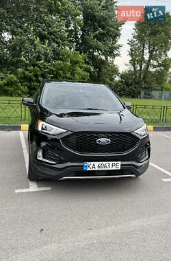 Внедорожник / Кроссовер Ford Edge 2019 в 