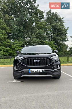 Внедорожник / Кроссовер Ford Edge 2019 в 