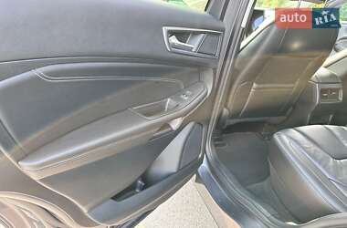 Внедорожник / Кроссовер Ford Edge 2022 в 