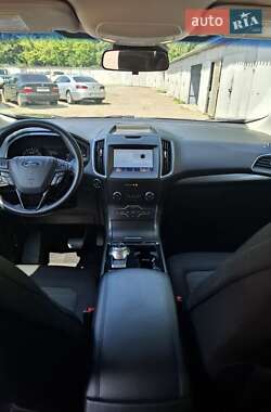 Внедорожник / Кроссовер Ford Edge 2019 в 