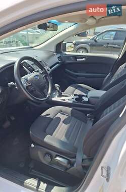Внедорожник / Кроссовер Ford Edge 2018 в 