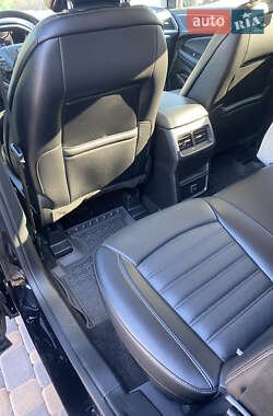 Внедорожник / Кроссовер Ford Edge 2018 в 