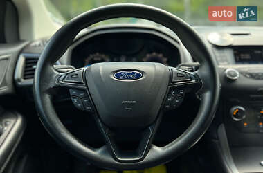 Внедорожник / Кроссовер Ford Edge 2016 в 