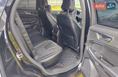 Внедорожник / Кроссовер Ford Edge 2016 в 