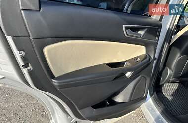 Внедорожник / Кроссовер Ford Edge 2017 в 