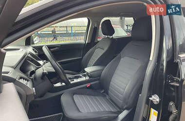 Внедорожник / Кроссовер Ford Edge 2019 в 
