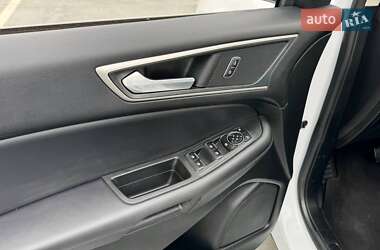Внедорожник / Кроссовер Ford Edge 2023 в 