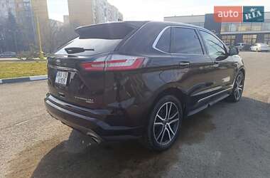Внедорожник / Кроссовер Ford Edge 2018 в 