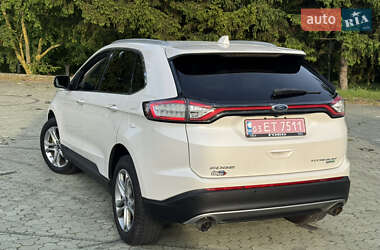 Внедорожник / Кроссовер Ford Edge 2015 в 