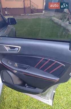 Внедорожник / Кроссовер Ford Edge 2020 в 