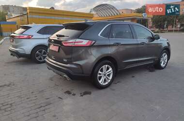 Внедорожник / Кроссовер Ford Edge 2019 в 