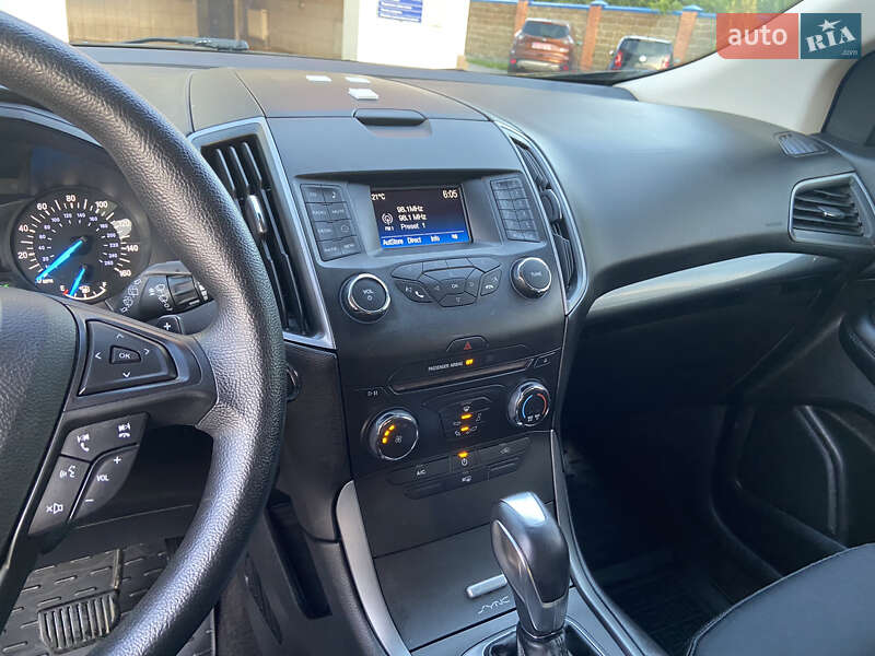 Внедорожник / Кроссовер Ford Edge 2016 в Владимире