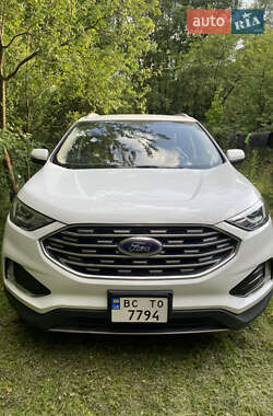 Внедорожник / Кроссовер Ford Edge 2018 в 
