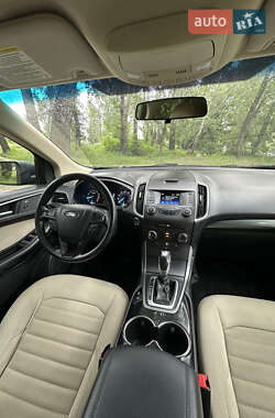 Внедорожник / Кроссовер Ford Edge 2015 в 