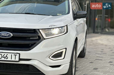 Внедорожник / Кроссовер Ford Edge 2018 в 