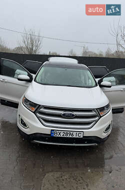 Внедорожник / Кроссовер Ford Edge 2015 в 