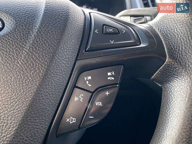 Внедорожник / Кроссовер Ford Edge 2015 в Днепре