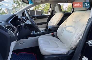 Внедорожник / Кроссовер Ford Edge 2018 в 