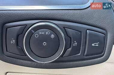 Внедорожник / Кроссовер Ford Edge 2018 в 