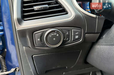 Внедорожник / Кроссовер Ford Edge 2020 в 