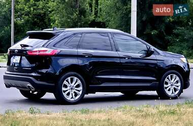 Внедорожник / Кроссовер Ford Edge 2019 в 