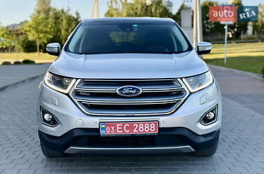 Внедорожник / Кроссовер Ford Edge 2017 в 