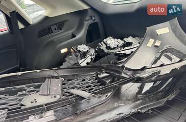 Позашляховик / Кросовер Ford Edge 2023 в 
