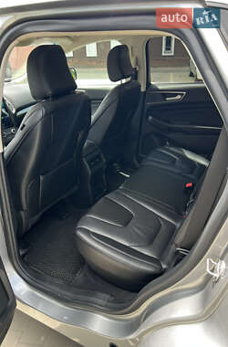 Внедорожник / Кроссовер Ford Edge 2022 в 