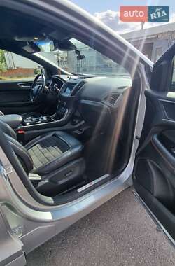 Внедорожник / Кроссовер Ford Edge 2020 в 
