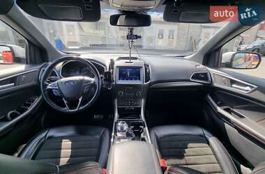 Внедорожник / Кроссовер Ford Edge 2020 в 