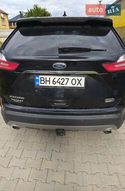 Внедорожник / Кроссовер Ford Edge 2018 в 