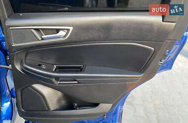 Внедорожник / Кроссовер Ford Edge 2018 в 