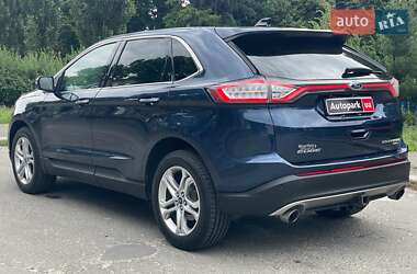 Внедорожник / Кроссовер Ford Edge 2017 в 