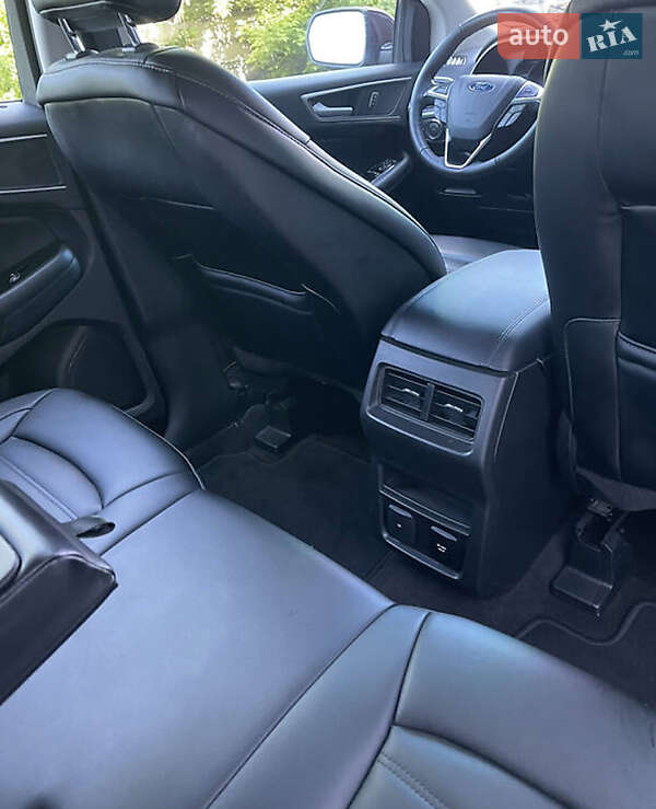 Внедорожник / Кроссовер Ford Edge 2019 в Тернополе
