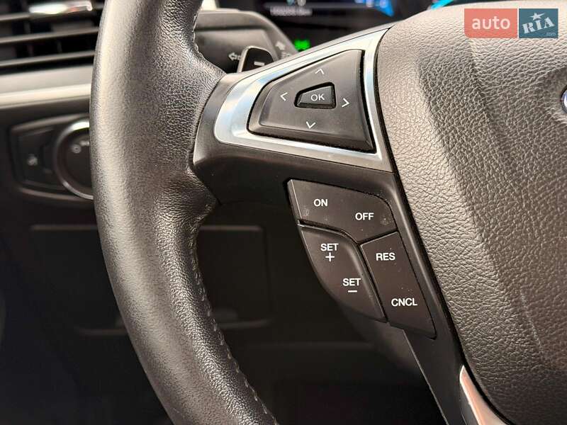 Внедорожник / Кроссовер Ford Edge 2017 в Львове