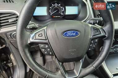Внедорожник / Кроссовер Ford Edge 2020 в 