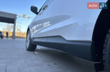 Внедорожник / Кроссовер Ford Edge 2016 в 