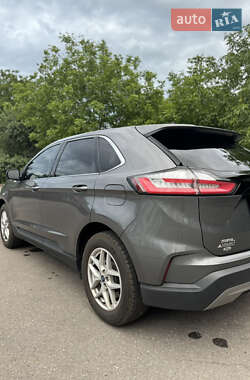 Внедорожник / Кроссовер Ford Edge 2022 в 