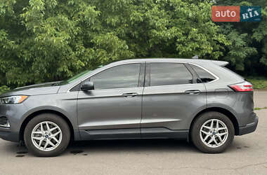 Внедорожник / Кроссовер Ford Edge 2022 в 