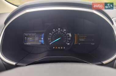 Внедорожник / Кроссовер Ford Edge 2021 в 