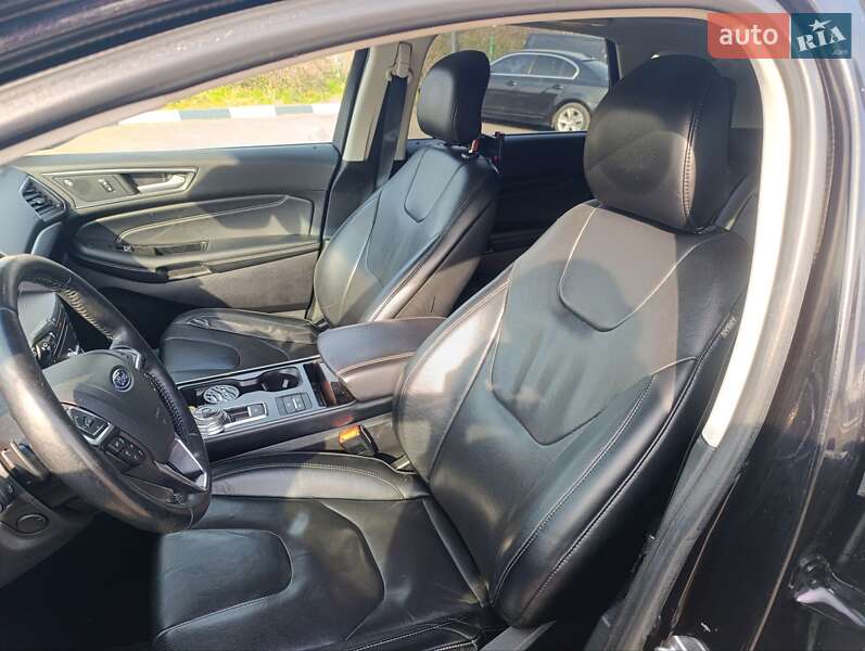 Внедорожник / Кроссовер Ford Edge 2018 в Ужгороде
