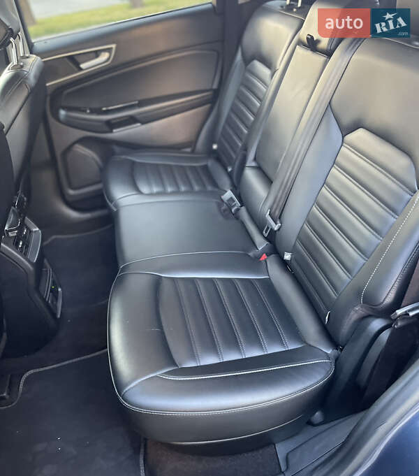 Позашляховик / Кросовер Ford Edge 2019 в Чернівцях