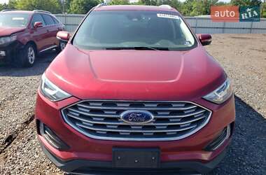 Внедорожник / Кроссовер Ford Edge 2019 в 