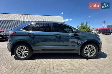 Внедорожник / Кроссовер Ford Edge 2016 в 