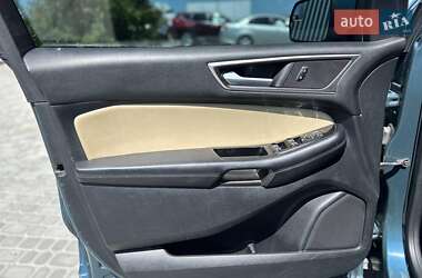 Внедорожник / Кроссовер Ford Edge 2016 в 