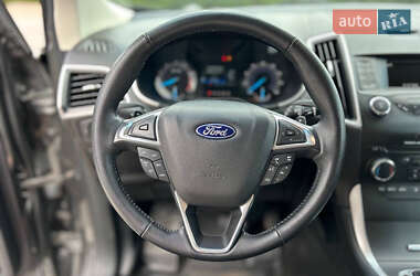 Внедорожник / Кроссовер Ford Edge 2018 в 